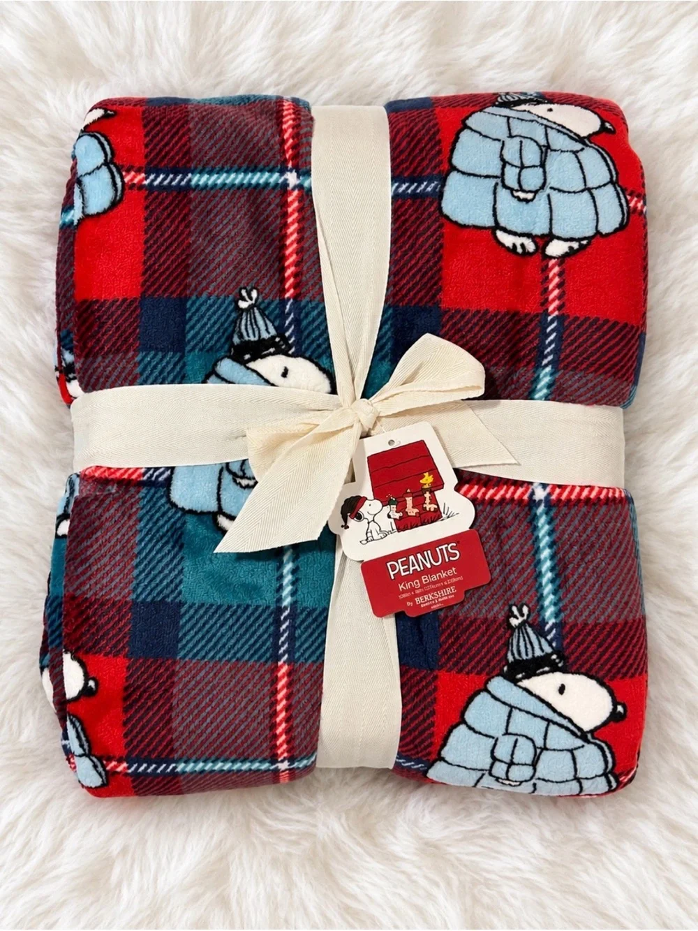 Peanuts Snoopy Christmas KING Blanket Puffer Jacket Plaid Red Green 120”x90” New